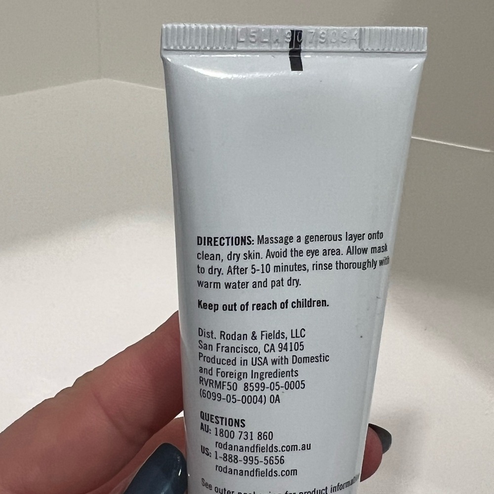 Rodan + Fields Reverse Radiance Mask - Picture 3 of 3